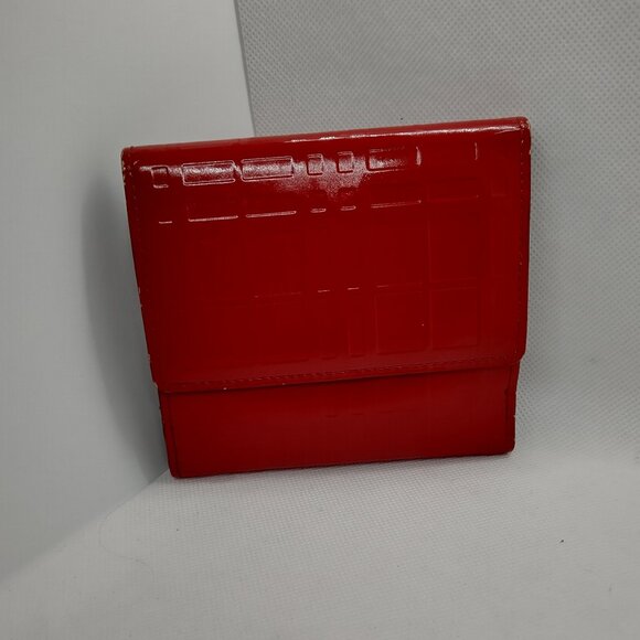 ✨FLASH SALE ✨Burberry Patent Leather Multiple Wallet - Red - Picture 1 of 10